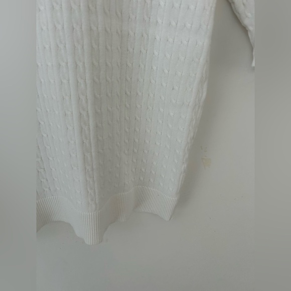 Minimalist white cable knit short sleeve sweater - Picture 7 of 7